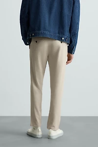 COMFORT STRUCTURED CHINO PANTS