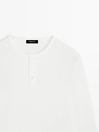 Long sleeve henley neck T-shirt