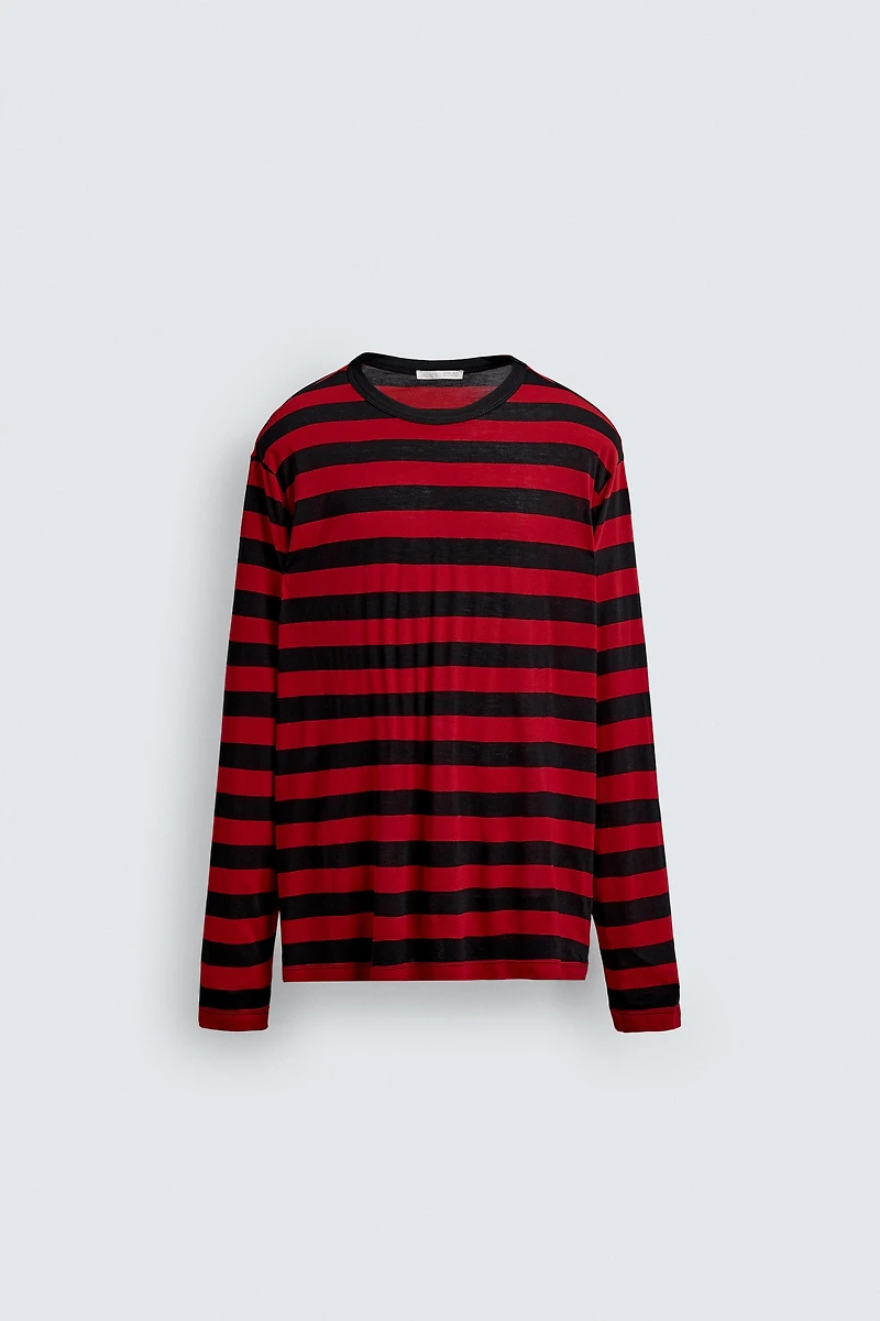 CONTRAST STRIPED T-SHIRT