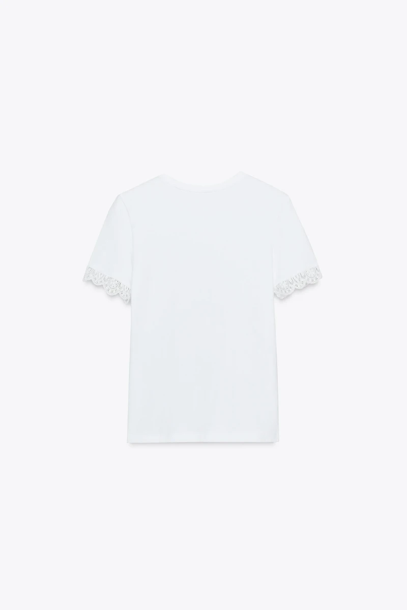 T-SHIRT DENTELLE MANCHES