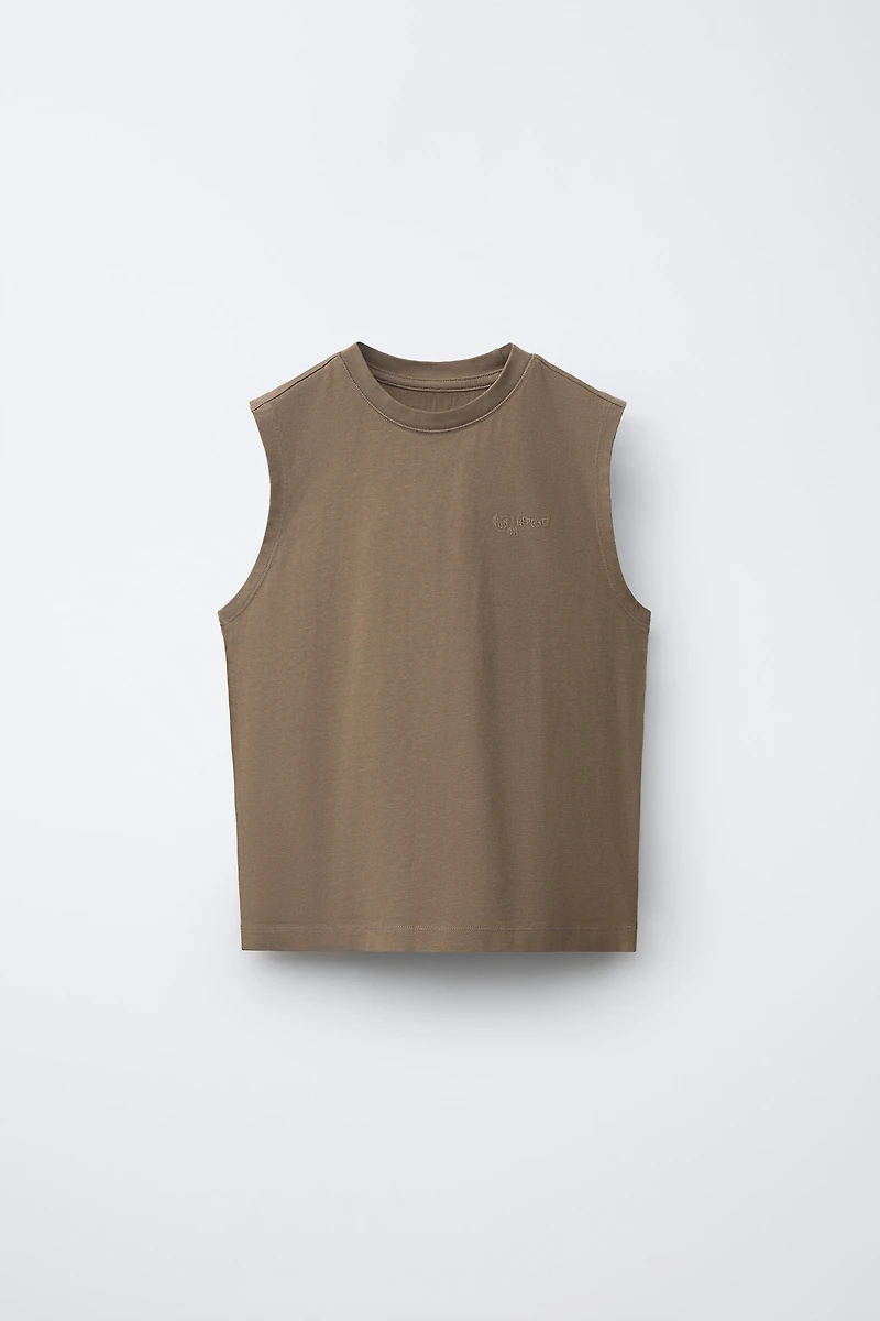 PLAIN SLEEVELESS T-SHIRT