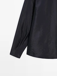 Flowing technical shirt