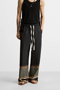 PANTALON COUPE DÉCONTRACTÉE COLOR BLOCK