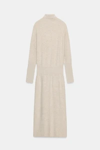 BATWING SLEEVE KNIT DRESS