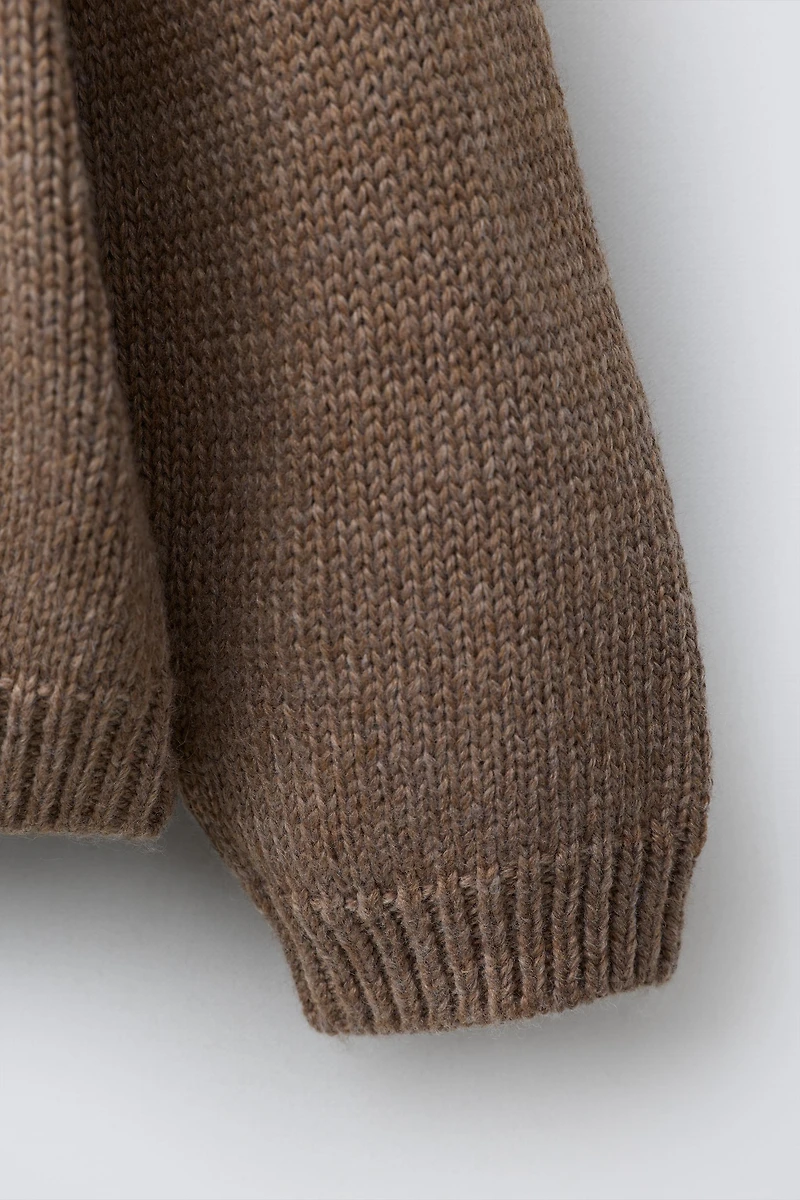 PULL EN MAILLE CŒURS CONTRASTE