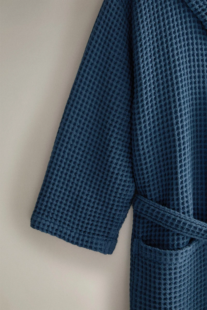 WAFFLE-KNIT COTTON BATHROBE
