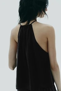 FLOWY HALTER TOP