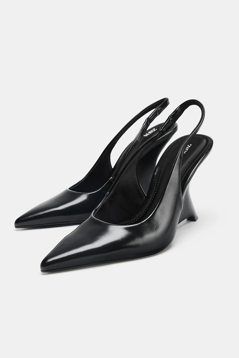 CHAUSSURES À TALONS COMPENSÉS OUVERTES L'ARRIÈRE
