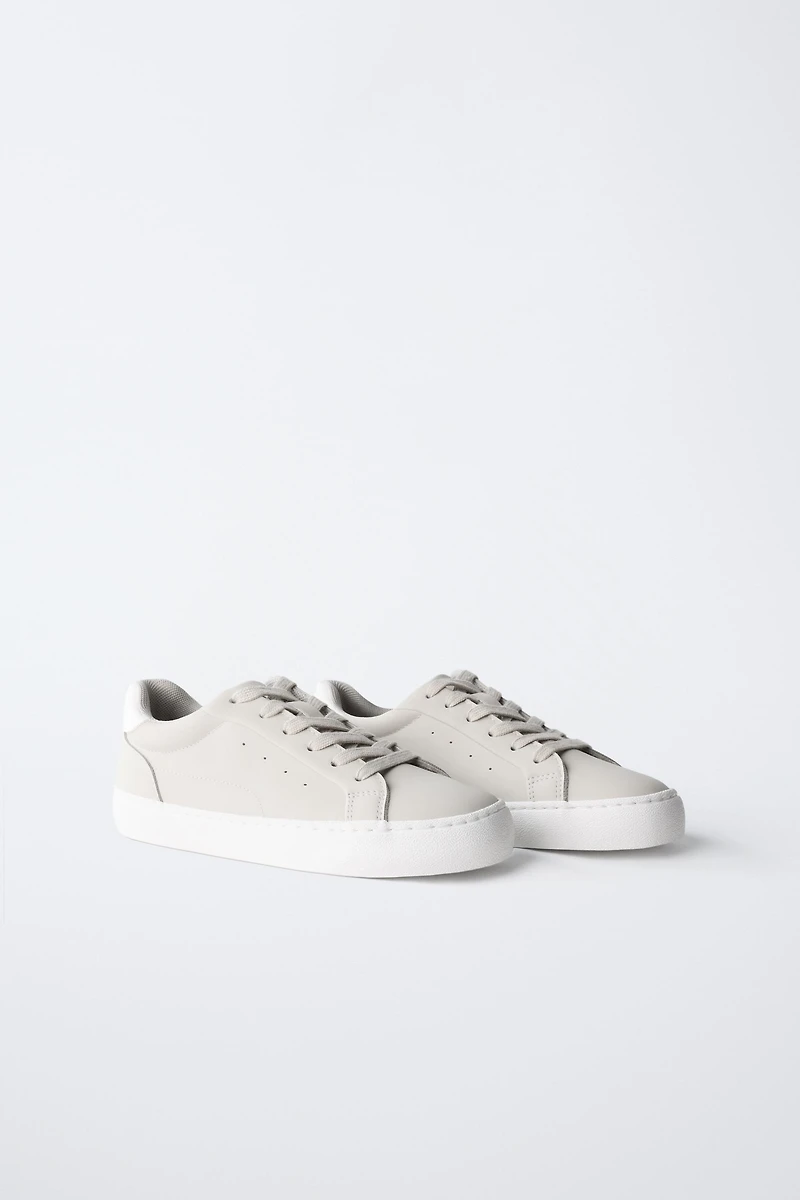 SOFT SNEAKERS
