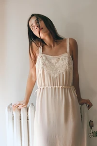 EMBROIDERED TIE-DETAIL MIDI DRESS