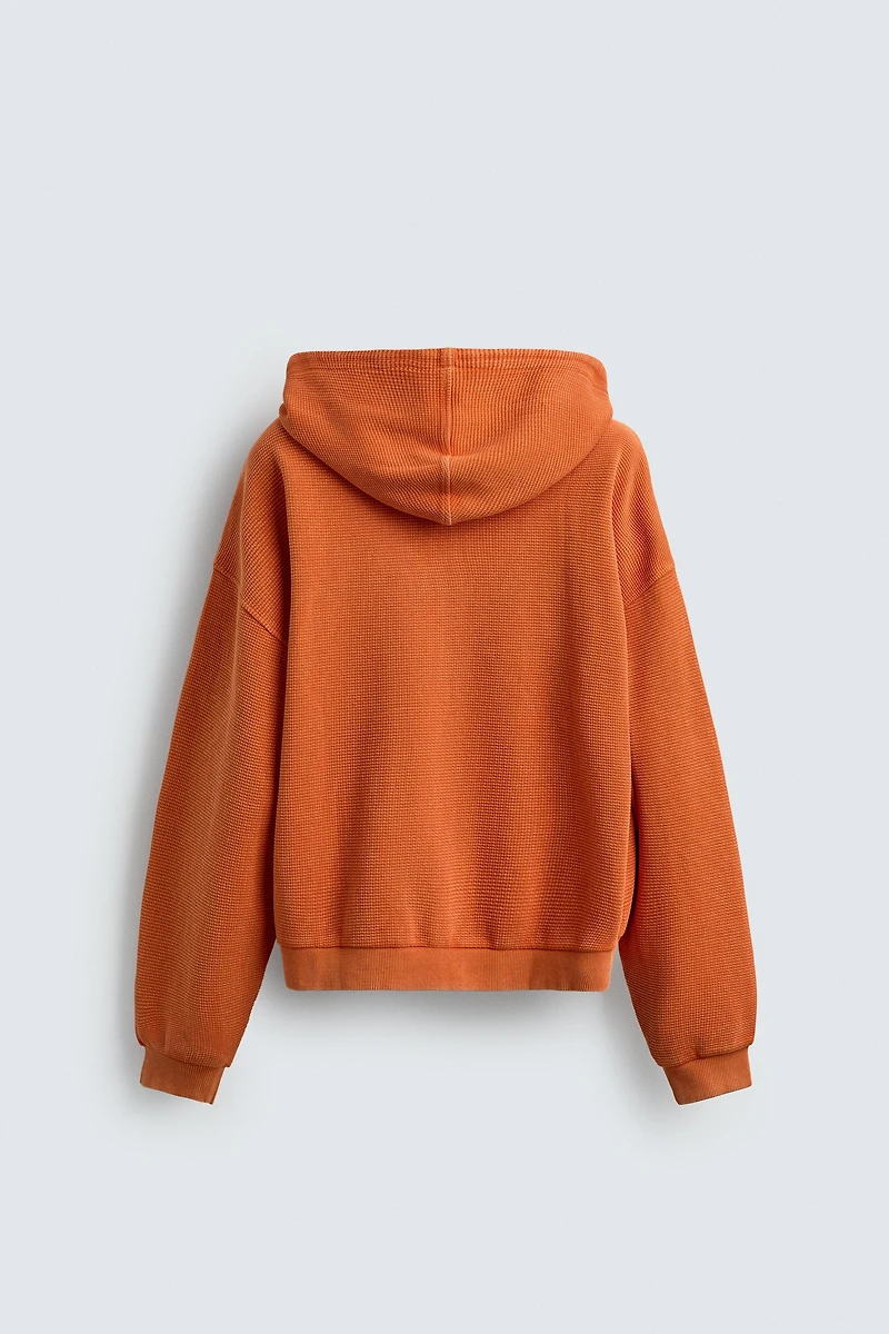 WASHED WAFFLE HOODIE SWEATSHIRT