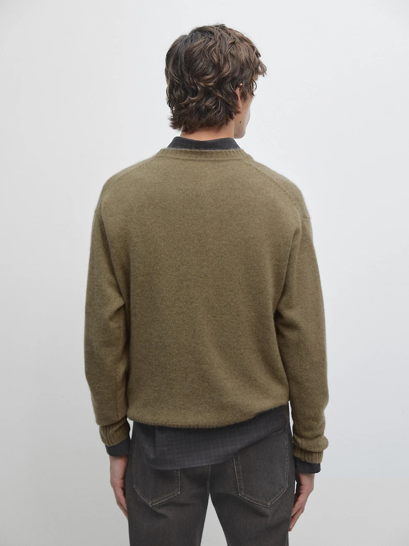 100% cashmere sweater