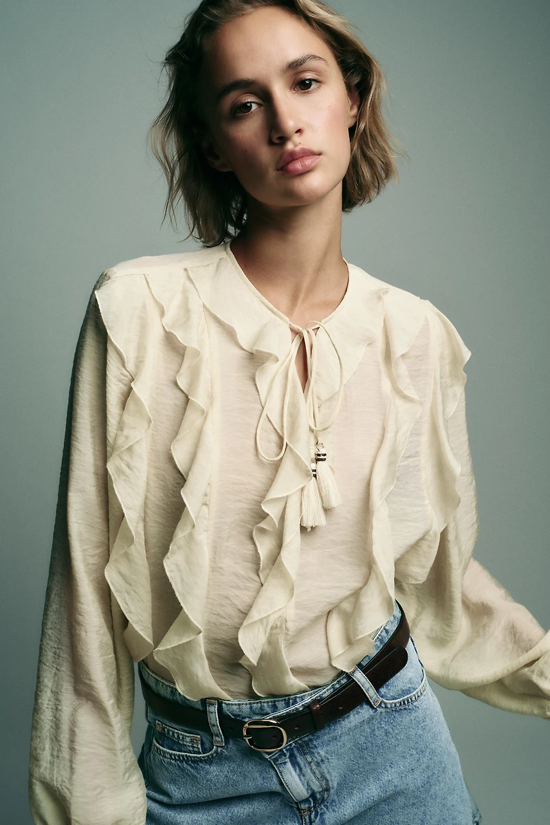 BLOUSE ROMANTIQUE À VOLANTS