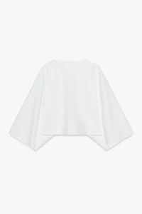 T-SHIRT CAPE