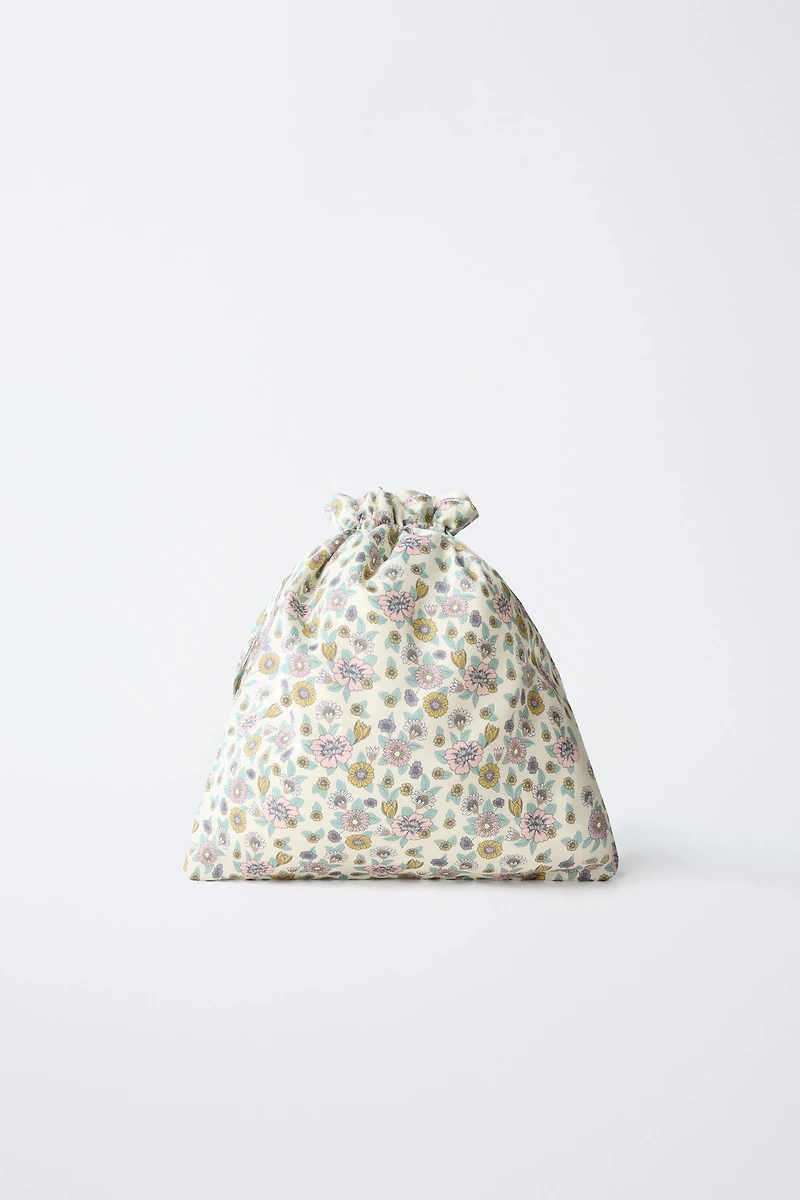 PACK OF FLORAL BAGS