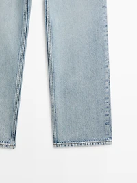 Straight-leg high-waist jeans