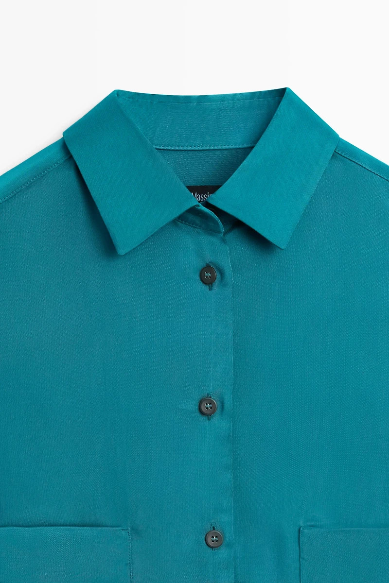 Flowing satin shirt with pockets