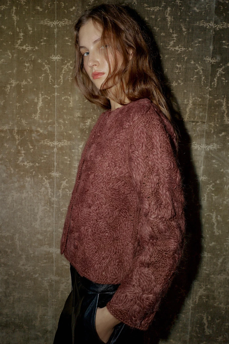 VESTE AVEC LAINE TRICOT MACRAMÉ