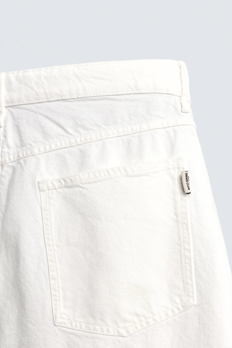 BAGGY FIT SHORTS