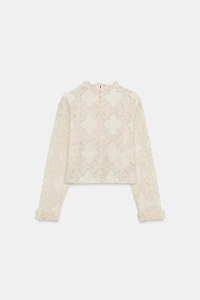 RUFFLED ROMANTIC BLOUSE