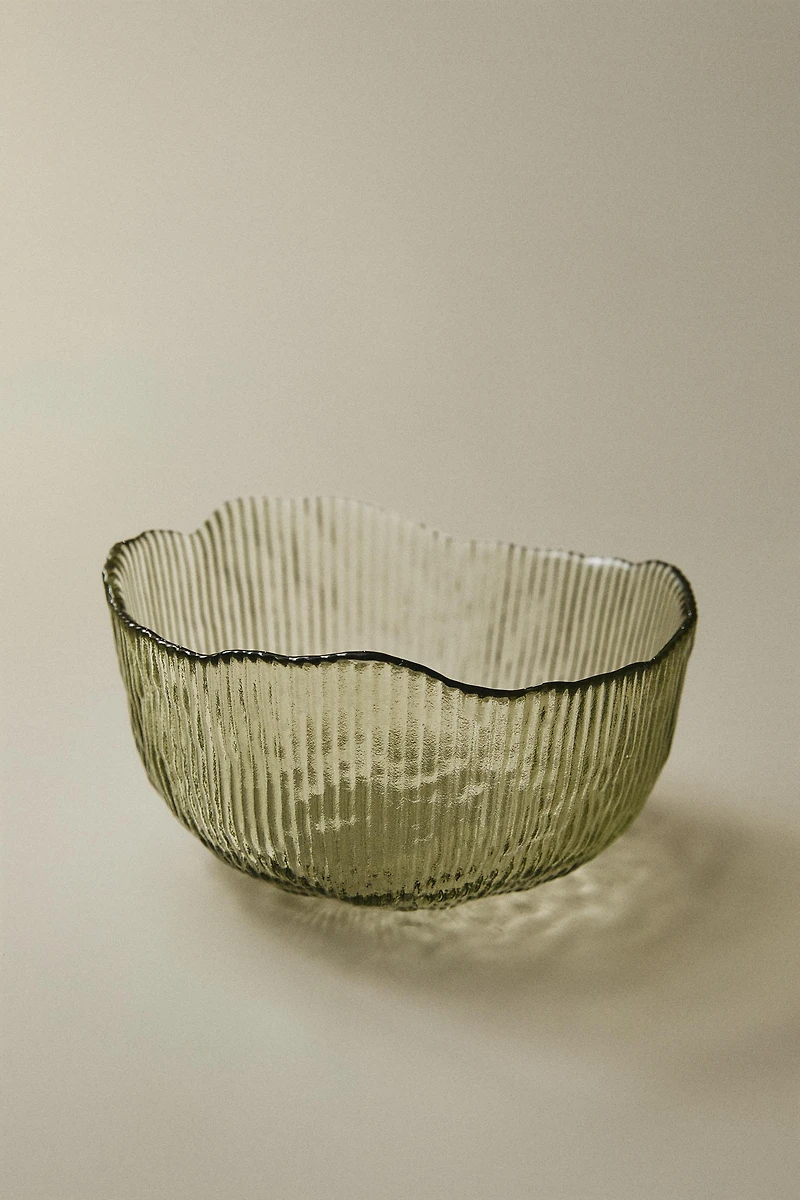 GLASS BOWL WITH RAISED DESIGN