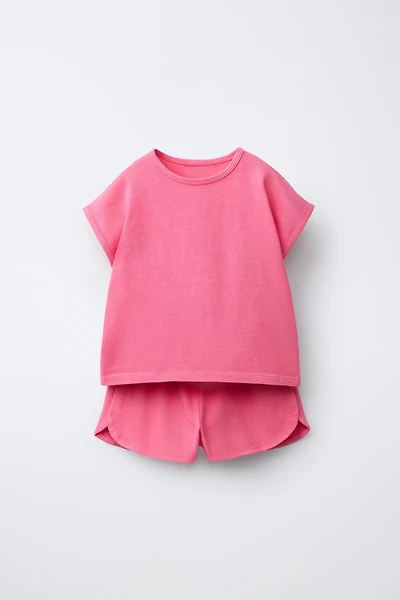 SOLID T-SHIRT AND BERMUDA SET