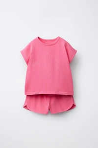 SOLID T-SHIRT AND BERMUDA SET