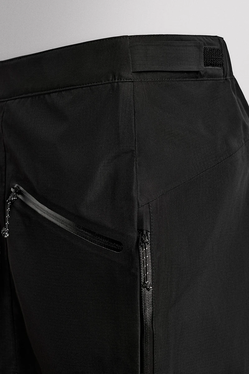 TECHNICAL SHELL WATERPROOF PANTS