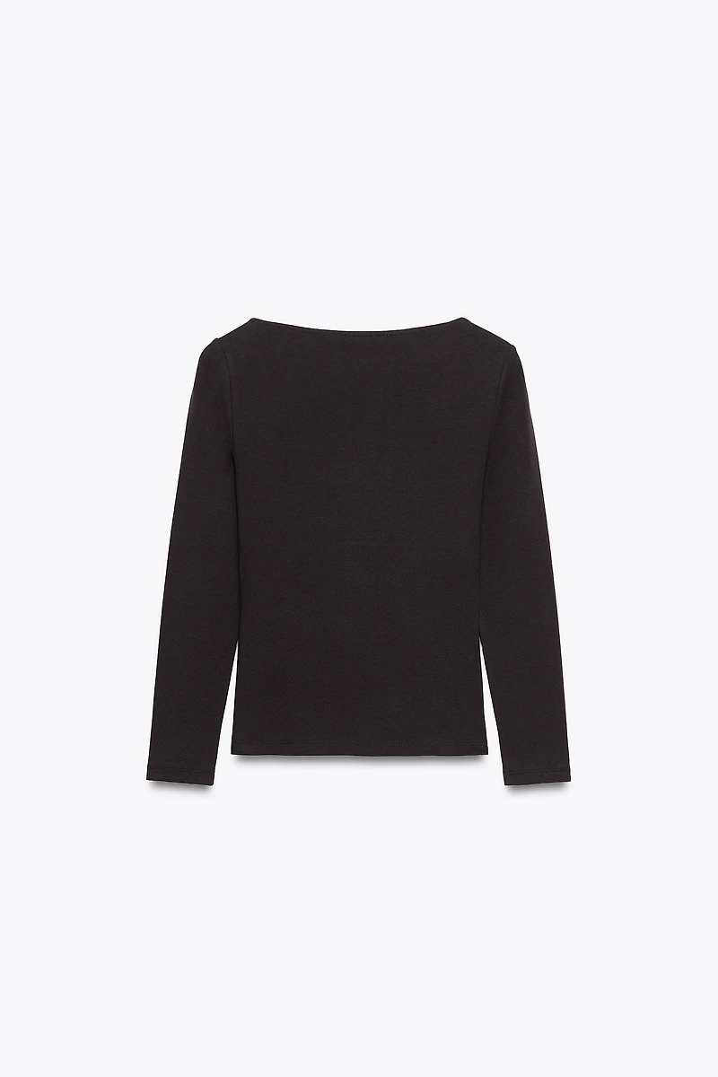 VOLUMINOUS FLOWER T-SHIRT