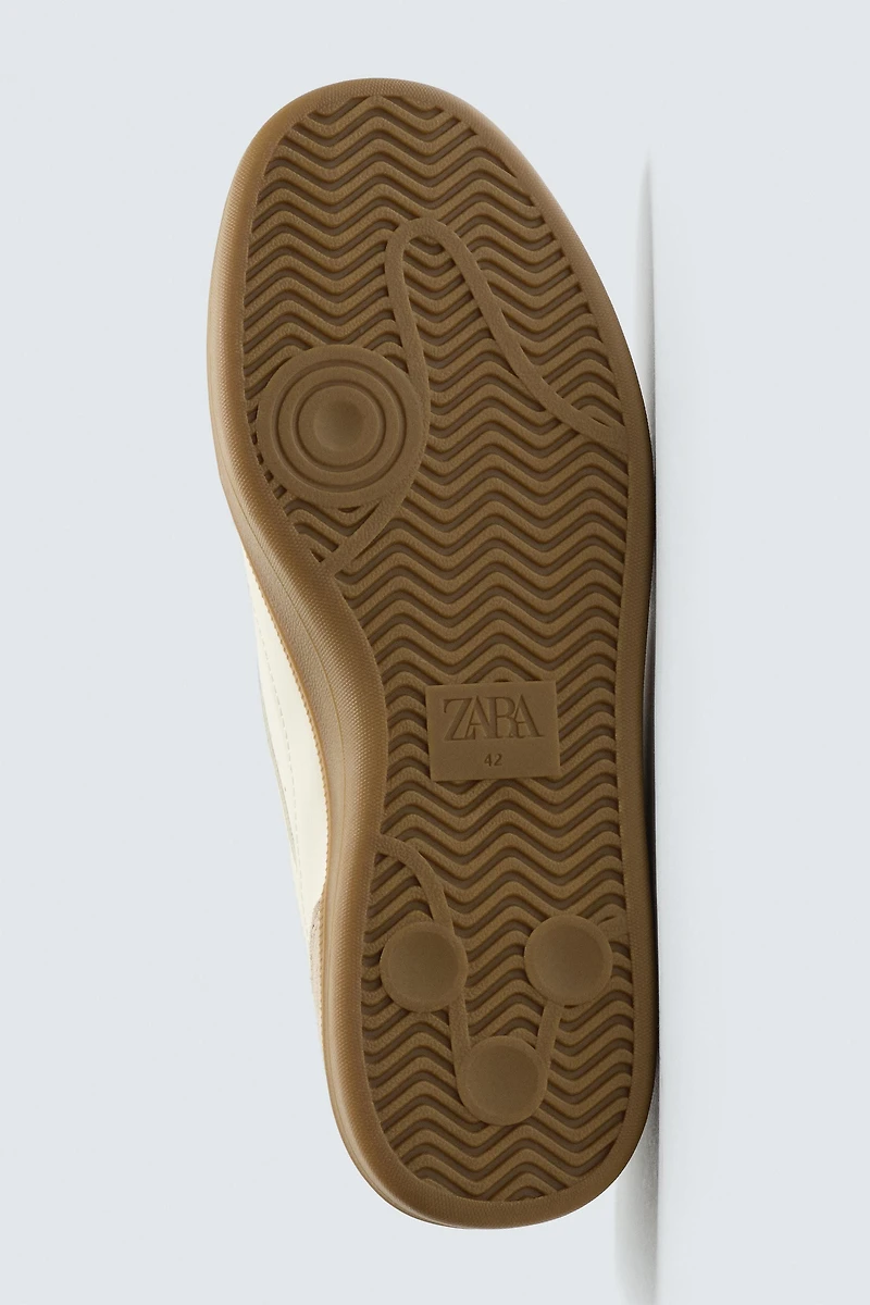 CONTRAST SOLE SNEAKERS