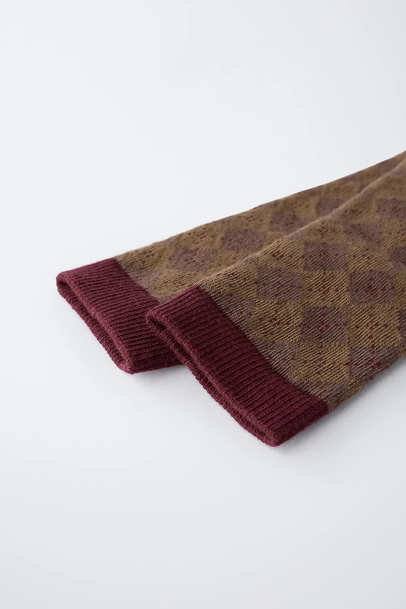 CHAUSSETTES HAUTES À LOSANGES