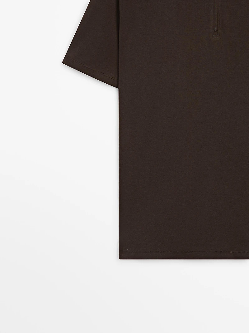 Short sleeve polo shirt with zip detail