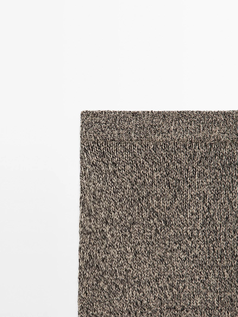 100% cashmere knit midi skirt