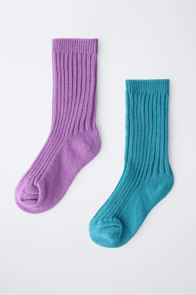 TWO-PACK RIBBED MID-CALF SOCKS