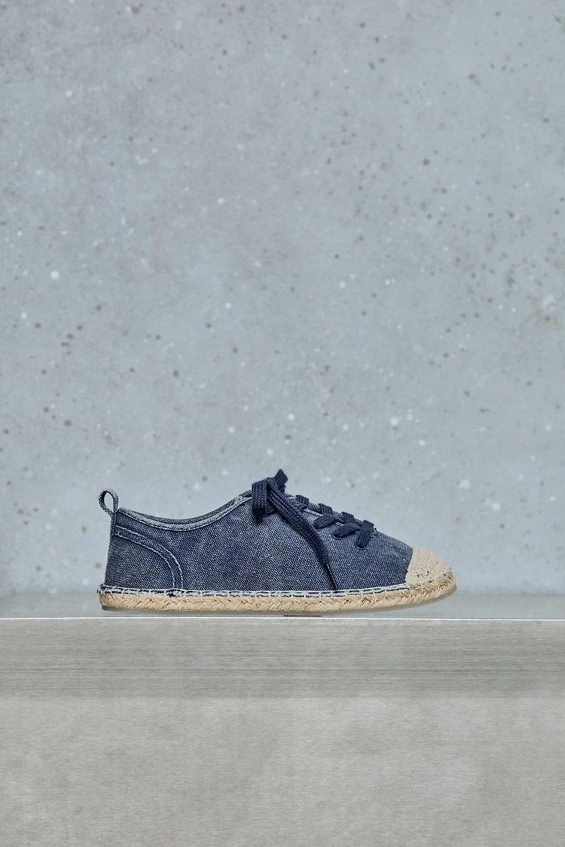 STORIESZ - TENNIS EN DENIM