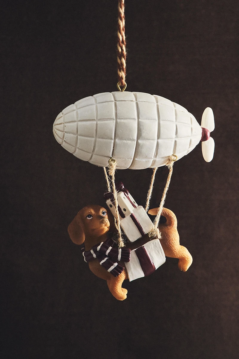 DOG HOT AIR BALLOON CHRISTMAS TREE ORNAMENT