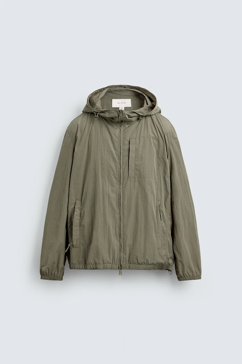 LIGHTWEIGHT TECHNICAL JACKET