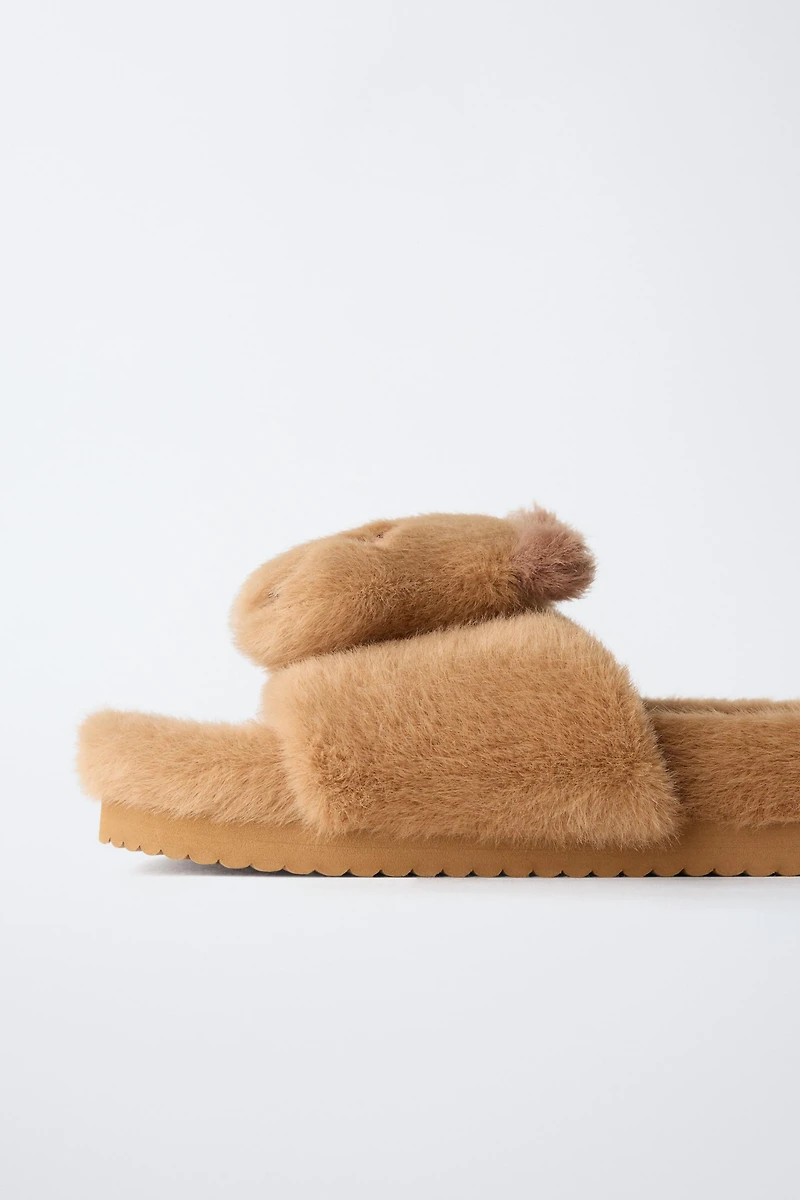 CAPYBARA CAPYFUN © HOUSE SLIPPERS