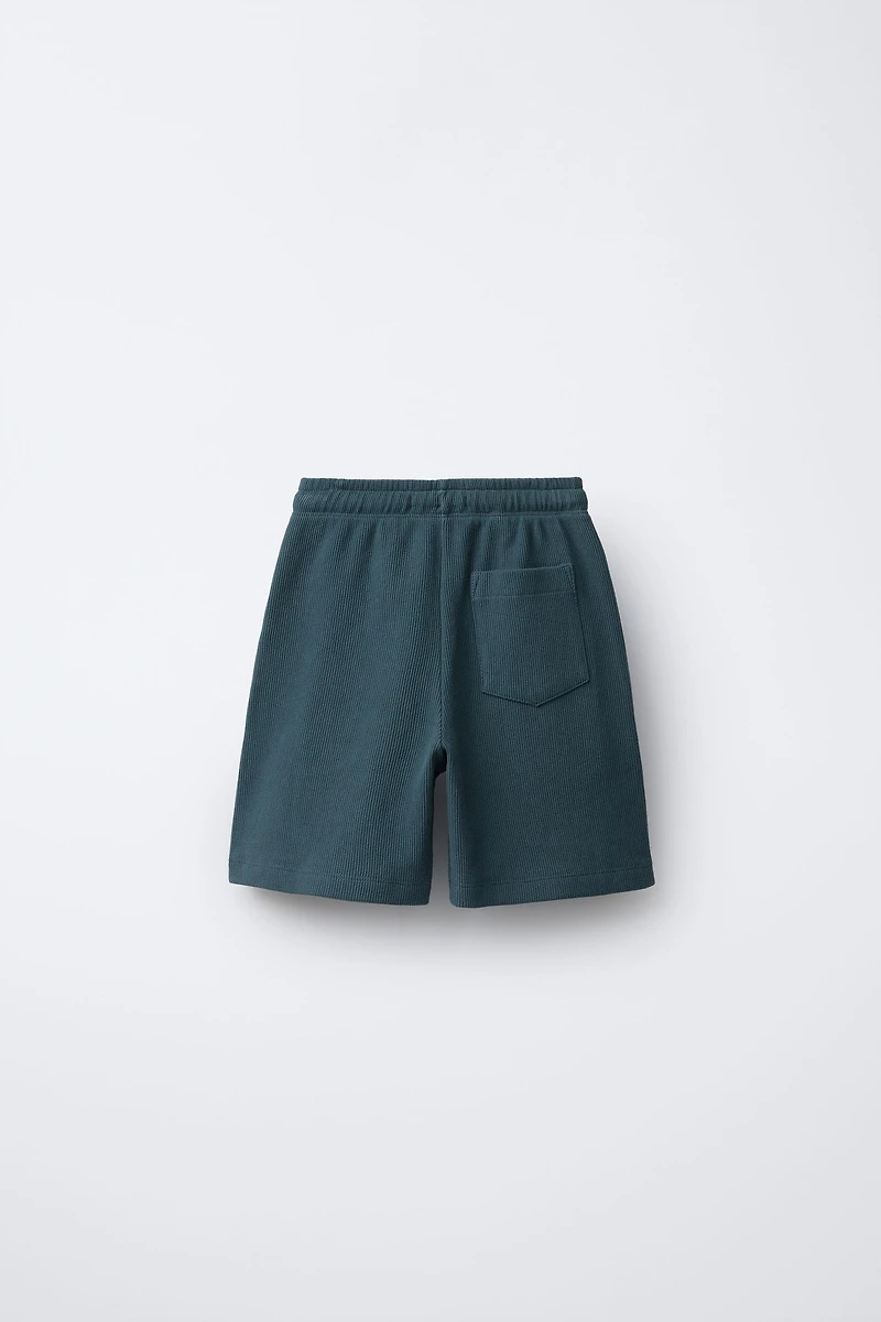 T-SHIRT AND BERMUDA OTTOMAN LABEL SET