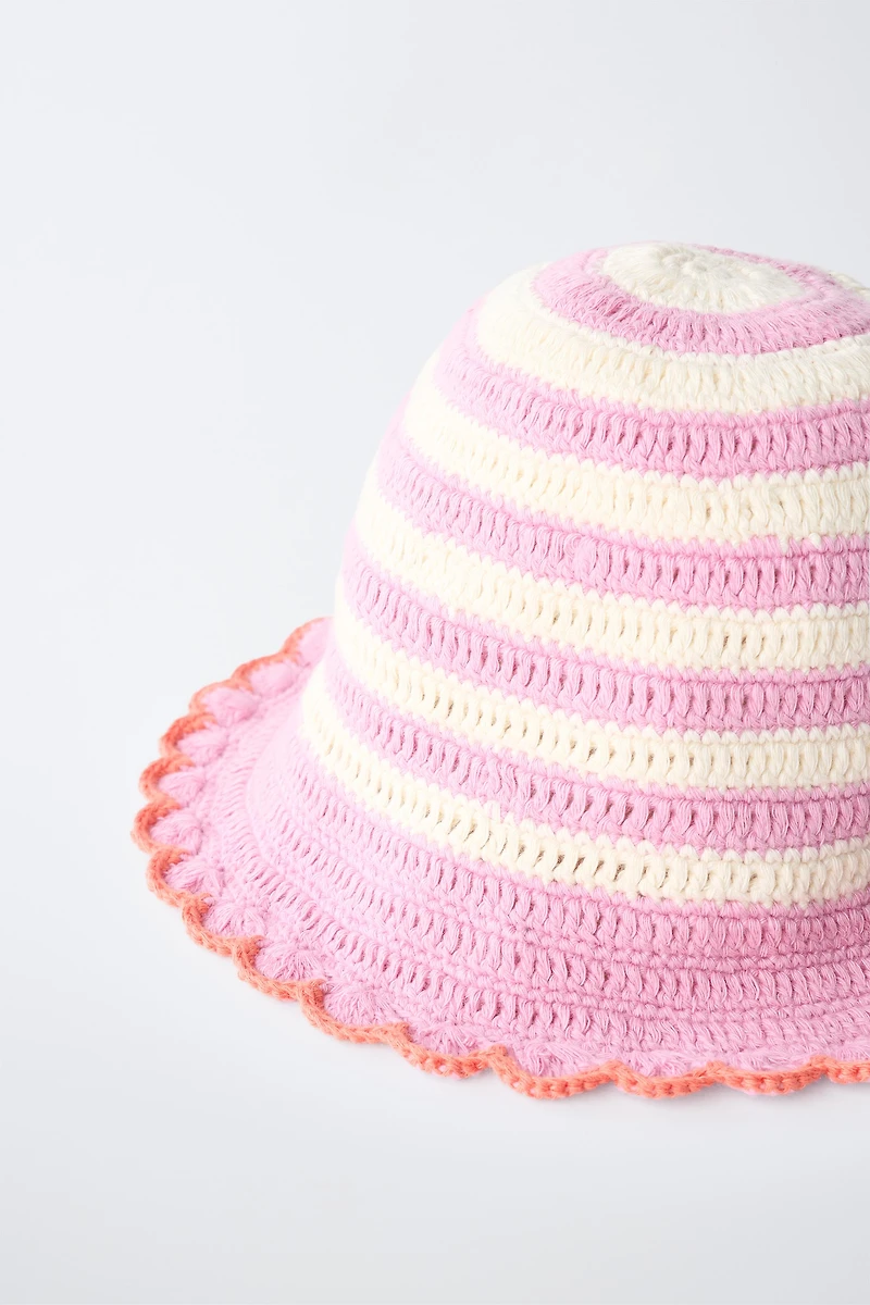 STRIPED CROCHET KNIT HAT