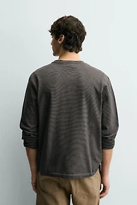 STRIPED LONG SLEEVE T-SHIRT