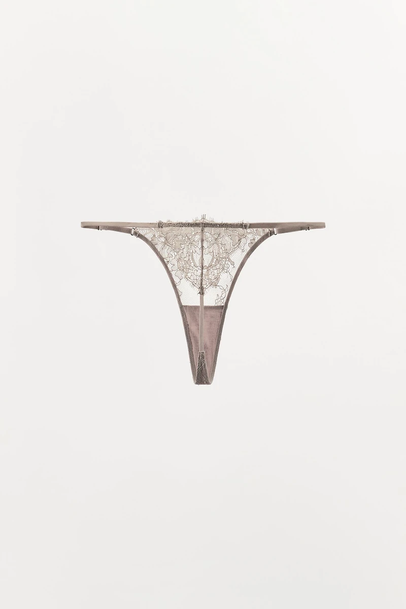 LACE THONG