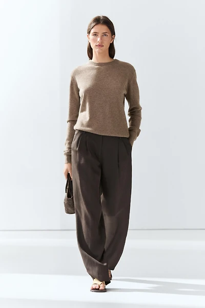100% cashmere long sleeve sweater