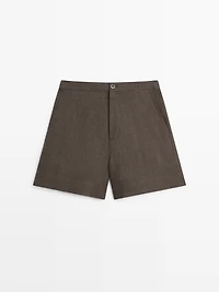 Short linen Bermuda shorts