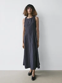 Flowing midi dress with buckles