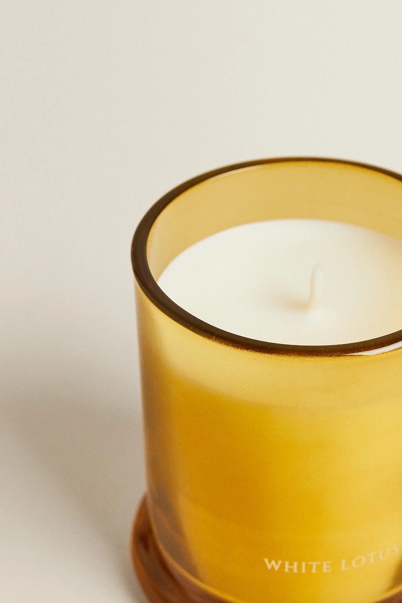 G) WHITE LOTUS SCENTED CANDLE