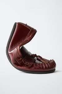 LEATHER TASSEL LOAFERS