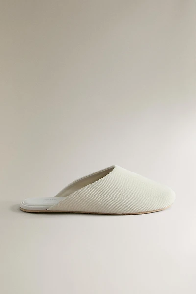 PLEATED MULES