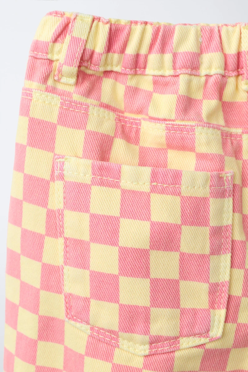CHECKERED MOM FIT SHORTS