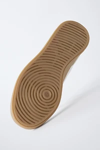 BASIC SNEAKERS